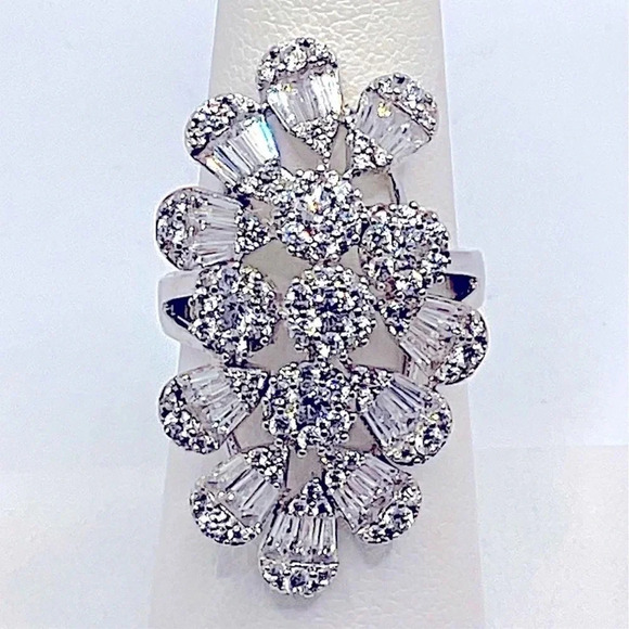 CZ Sterling Silver Baguette Large Cocktail Ring Sz 6 - Picture 4 of 6